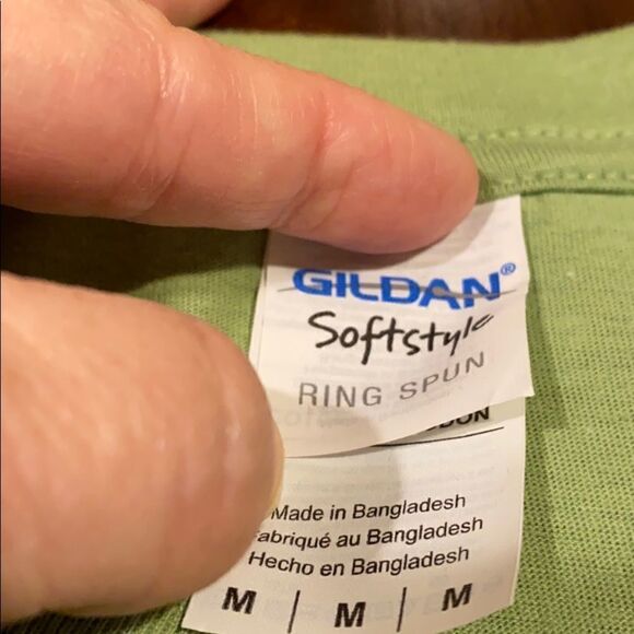 Gildan Softstyle Panda Tee Shirt Size Medium - Picture 6 of 6